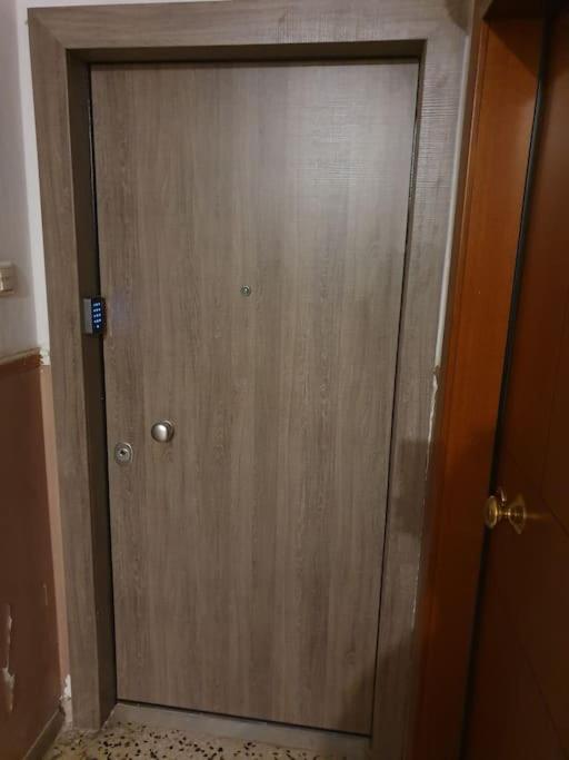 Rotonda Citycenter Two Rooms Apart.New Renovated! Tesalonika Bagian luar foto