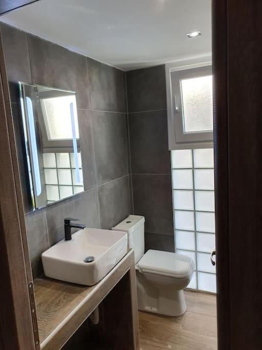 Rotonda Citycenter Two Rooms Apart.New Renovated! Tesalonika Bagian luar foto